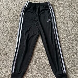 adidas Black Sweatpants with Tapered Fit and Signature Stripes